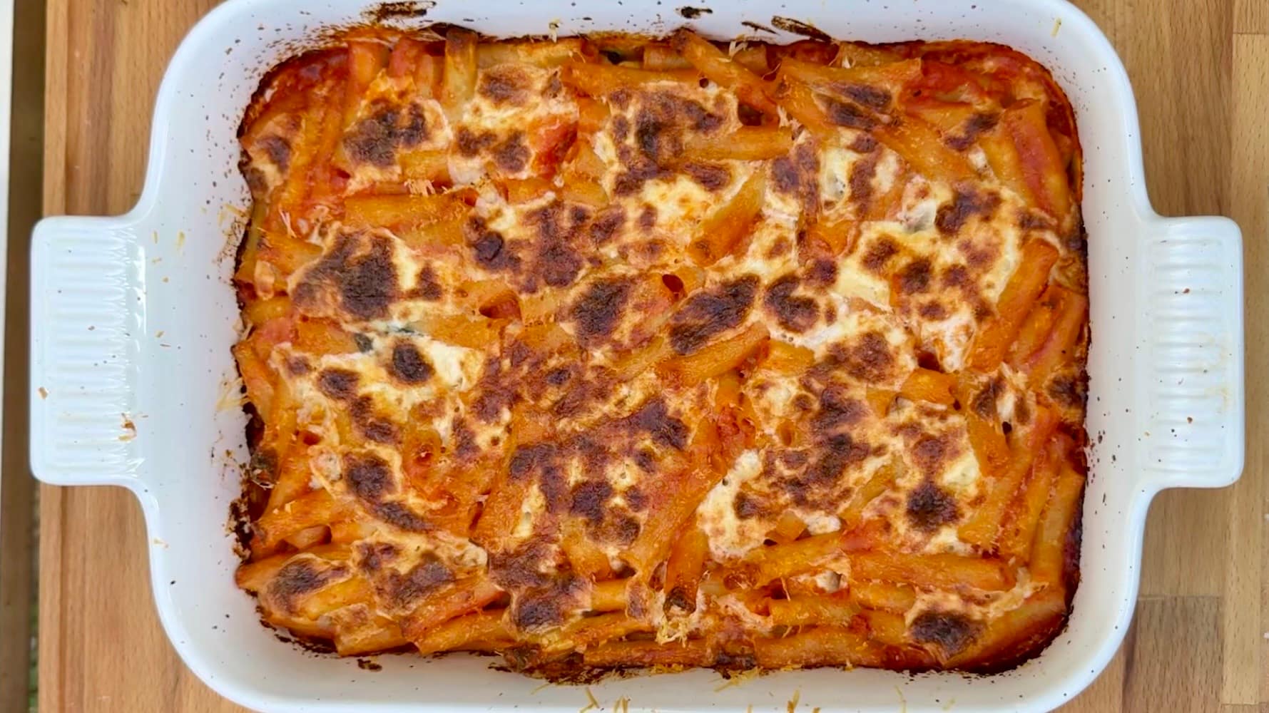 baked ziti with ricotta mozzarella and tomato sauce