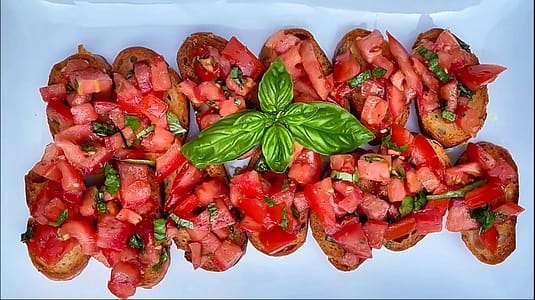 Italian bruschetta with tomatoes basil and toasted bread
